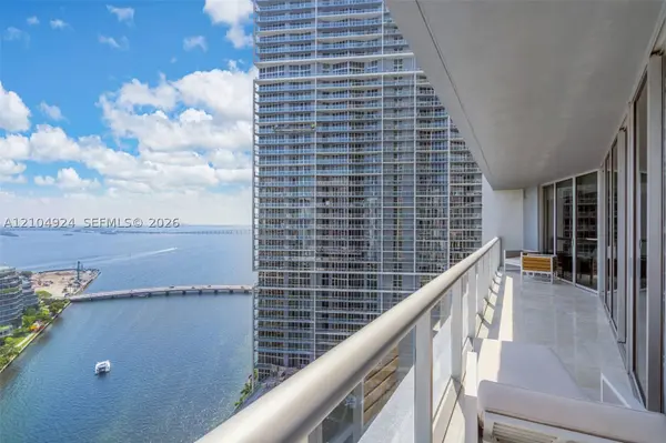 465 Brickell Ave #2703, Miami, FL 33131