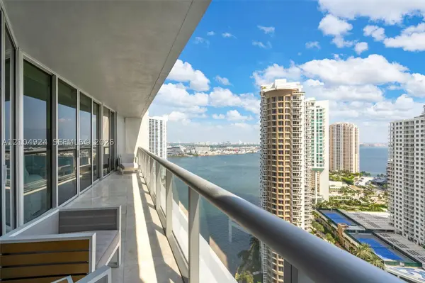 465 Brickell Ave #2703, Miami, FL 33131