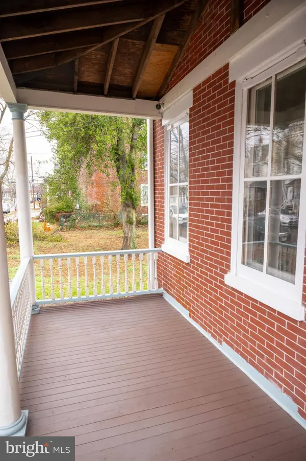 462 LOCUST AVE, Burlington, NJ 08016