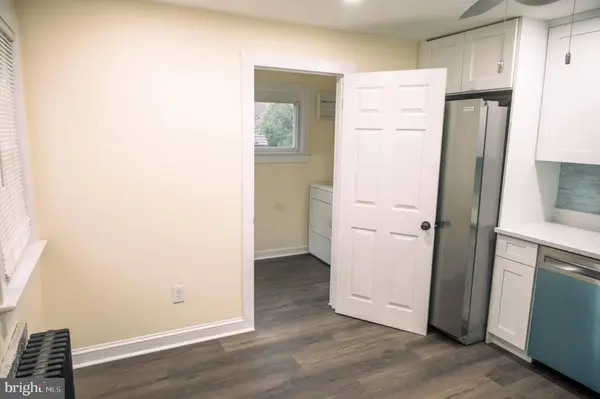 462 LOCUST AVE, Burlington, NJ 08016