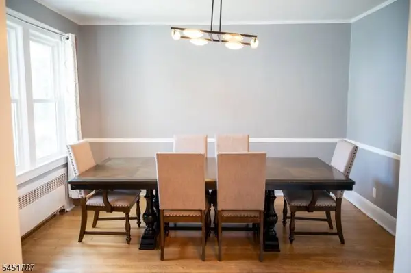 40 E Lincoln Ave, Roselle Park Boro, NJ 07204