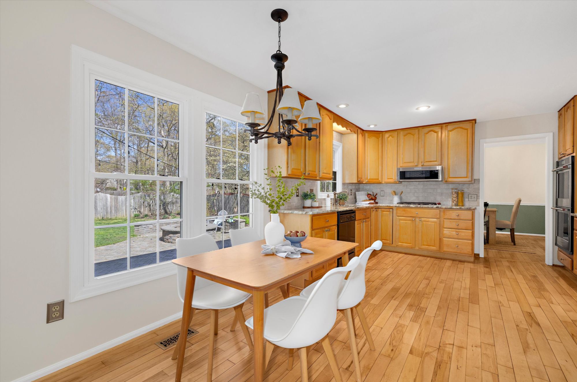 Interior living space at 788 Oak Stump Dr in Millersville, Maryland