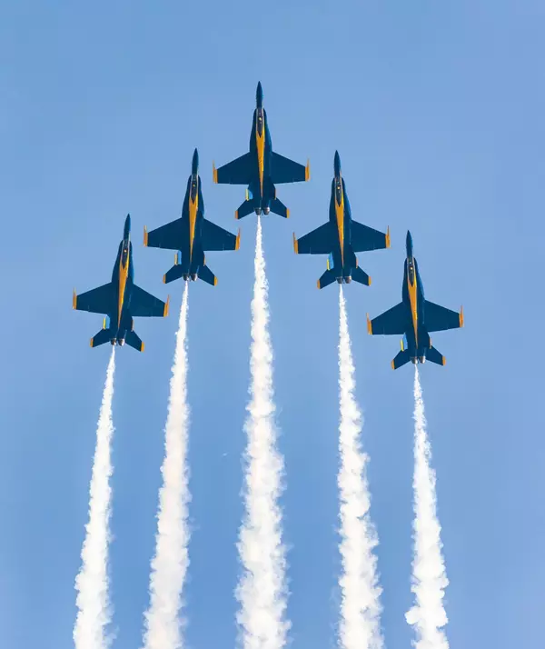 Where to Watch the Blue Angels During Commissioning Week — Boater & Local Tips!