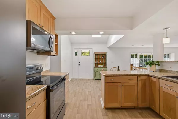 1016 CARRS RD, Annapolis, MD 21403