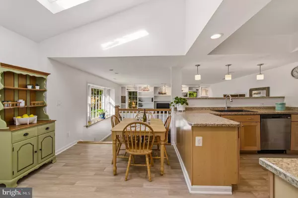 1016 CARRS RD, Annapolis, MD 21403