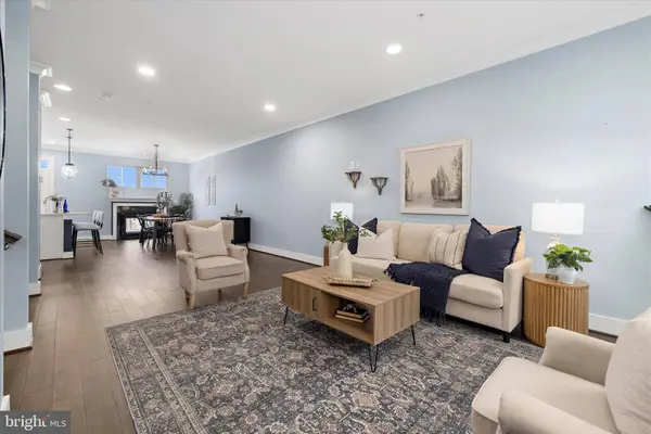 202 LANDMESSER ALY, Annapolis, MD 21403