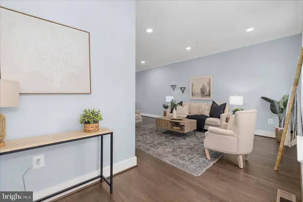 202 LANDMESSER ALY, Annapolis, MD 21403