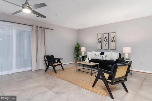 936 BAY RIDGE AVE #106, Annapolis, MD 21403
