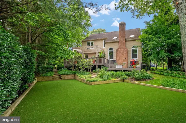 8391 VINELAND CT, Millersville, MD 21108