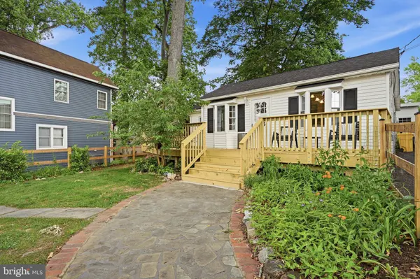 1815 GLENARM RD, Edgewater, MD 21037