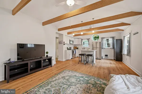 1815 GLENARM RD, Edgewater, MD 21037
