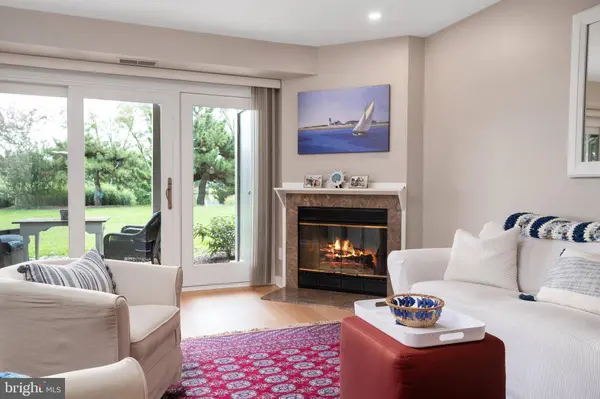 2123 BEACH VILLAGE CT #T2, Annapolis, MD 21403