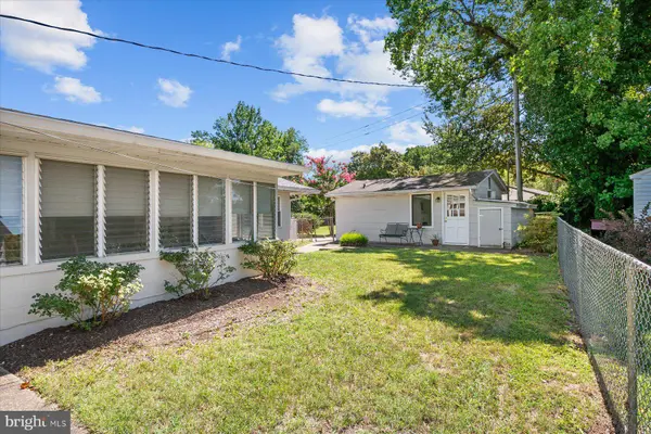 3 SHERIDAN RD, Arnold, MD 21012