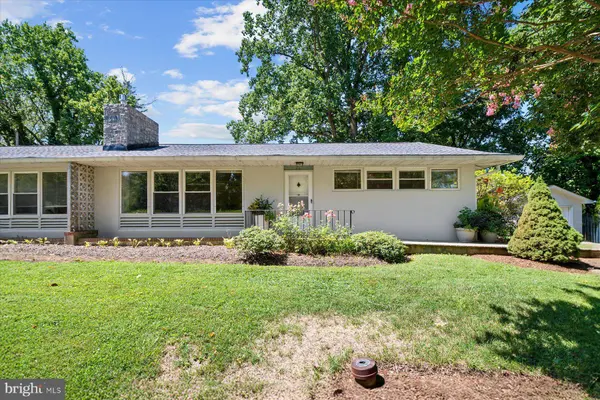 3 SHERIDAN RD, Arnold, MD 21012