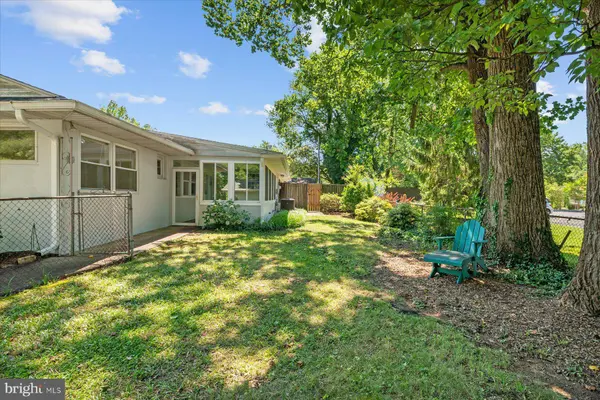 3 SHERIDAN RD, Arnold, MD 21012