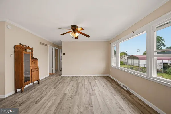 158 RIVIERA DR, Pasadena, MD 21122