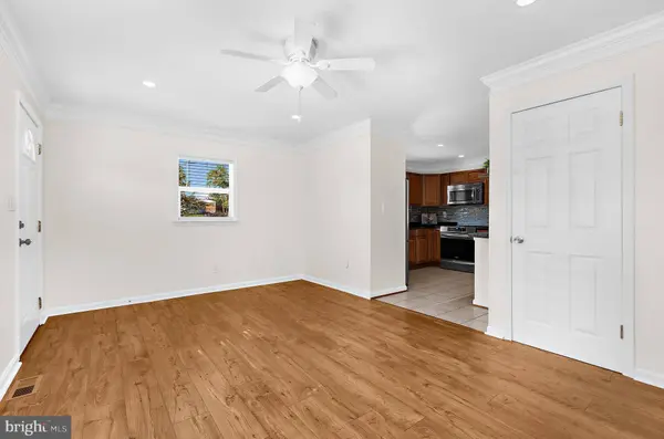 7847 CHEVERLY LN, Glen Burnie, MD 21060