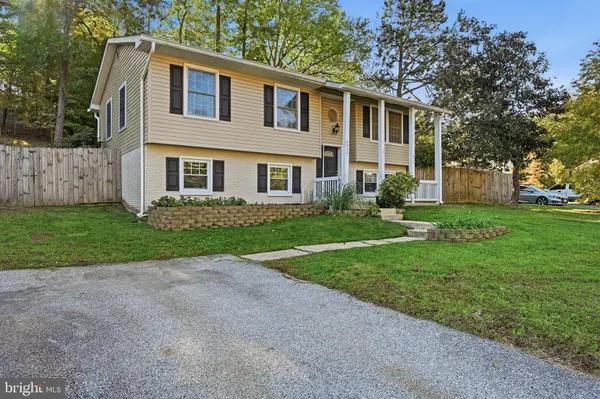 6951 HEATHER DR, Bryans Road, MD 20616
