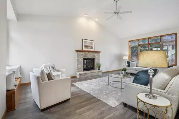 305 W Verleen Avenue, Waunakee, WI 53597