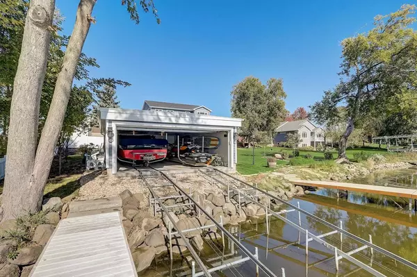 W11611 County Road V, Lodi, WI 53555