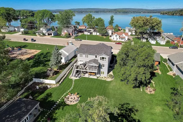 W11611 County Road V, Lodi, WI 53555