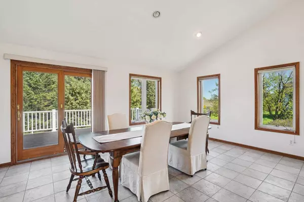 1700 Savannah Way, Waunakee, WI 53597