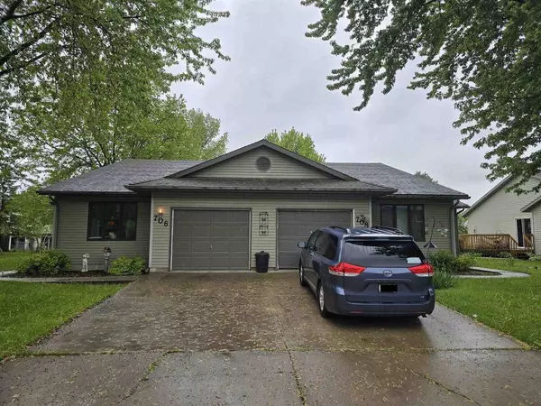 706-708 Meadowview Lane, Lodi, WI 53555
