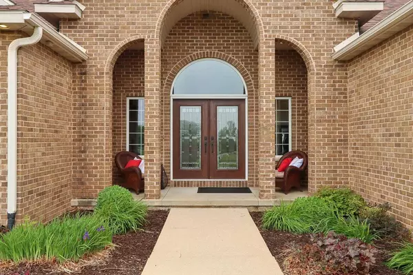 4040 Vilas Hope Road, Cottage Grove, WI 53527