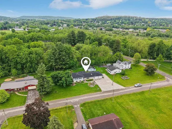 W10683 Gallagher Road, Lodi, WI 53555