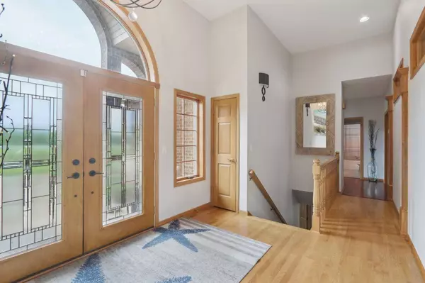 4040 Vilas Hope Road, Cottage Grove, WI 53527