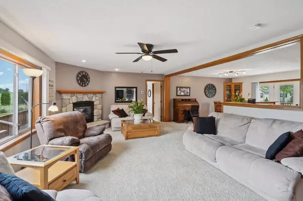 5441 Kalesey Court #91, Waunakee, WI 53597