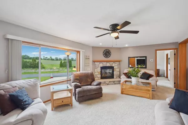 5441 Kalesey Court #91, Waunakee, WI 53597