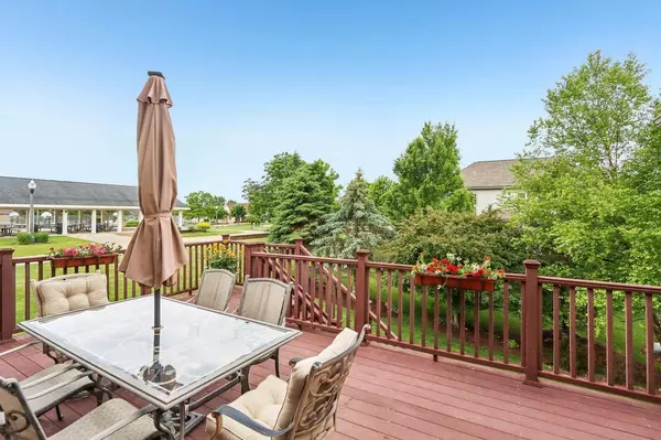 1713 Daily Drive, Waunakee, WI 53597