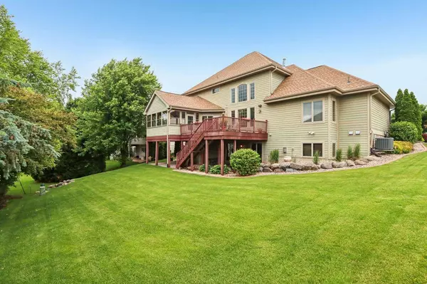 1713 Daily Drive, Waunakee, WI 53597