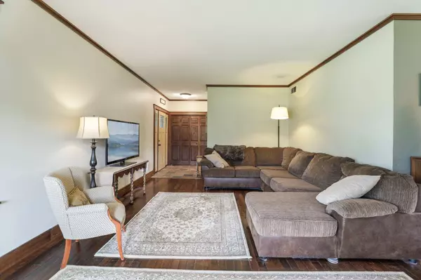 1113 Wexford Drive, Waunakee, WI 53597