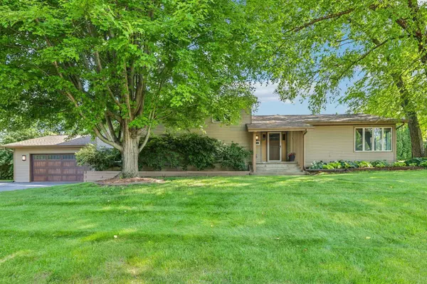 1113 Wexford Drive, Waunakee, WI 53597