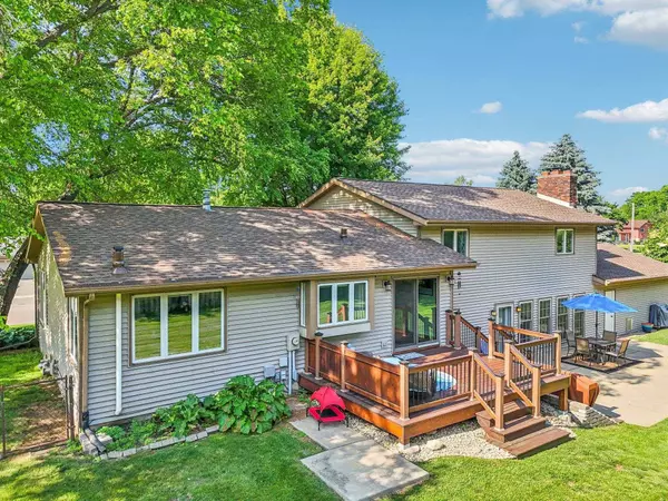 1113 Wexford Drive, Waunakee, WI 53597