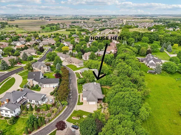 1706 Ashlawn Lane, Waunakee, WI 53597