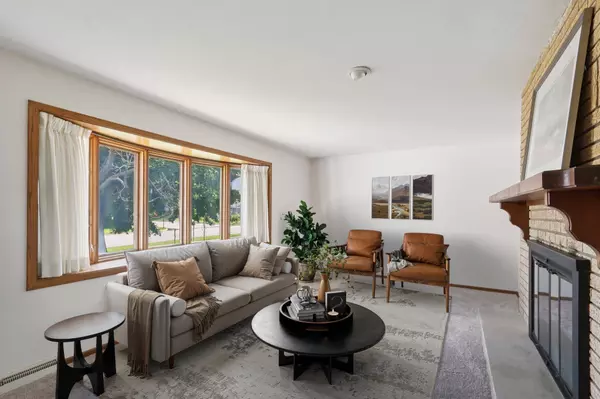 1200 Wexford Drive, Waunakee, WI 53597