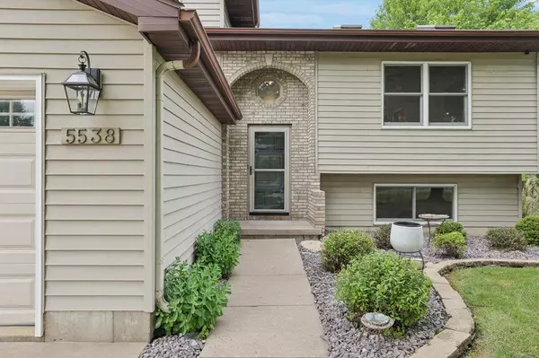 5538 Galway Drive, Waunakee, WI 53597