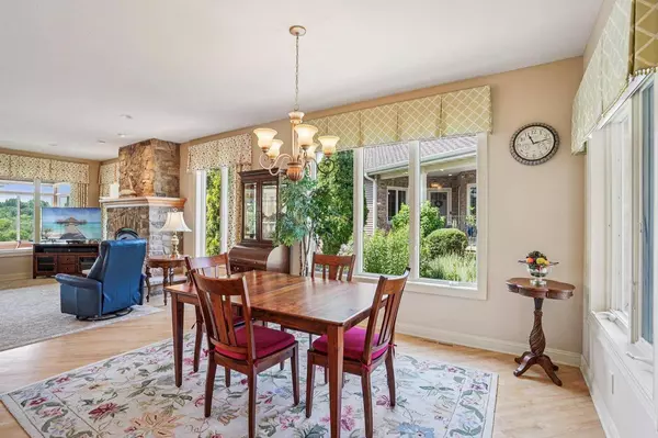 1718 Brookside Lane, Waunakee, WI 53597