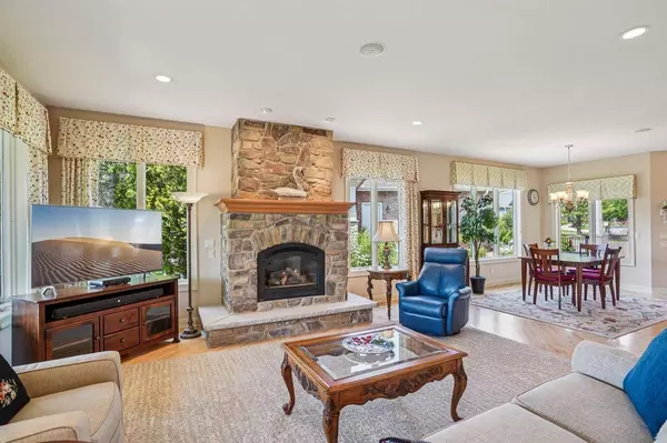 1718 Brookside Lane, Waunakee, WI 53597