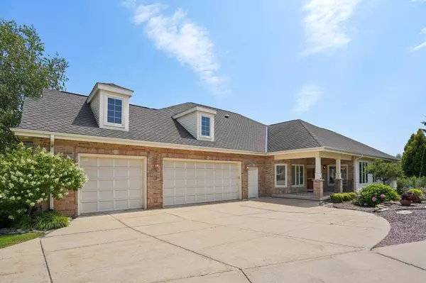 1718 Brookside Lane, Waunakee, WI 53597
