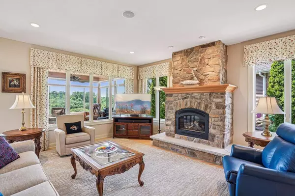 1718 Brookside Lane, Waunakee, WI 53597