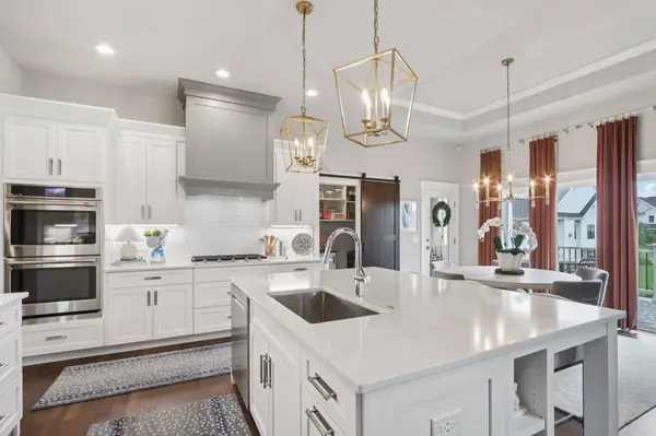 2413 Kilarney Way, Waunakee, WI 53597