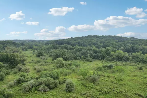 1714 Brookside Lane, Waunakee, WI 53597