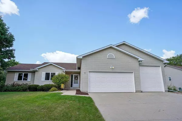 504 Valley Drive, Deforest, WI 53532