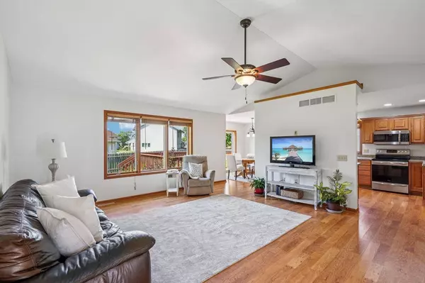 504 Valley Drive, Deforest, WI 53532