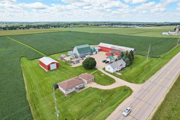 6889 and 6897 North Towne Road, Deforest, WI 53532
