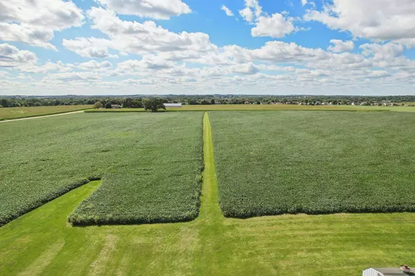 6889 and 6897 North Towne Road, Deforest, WI 53532